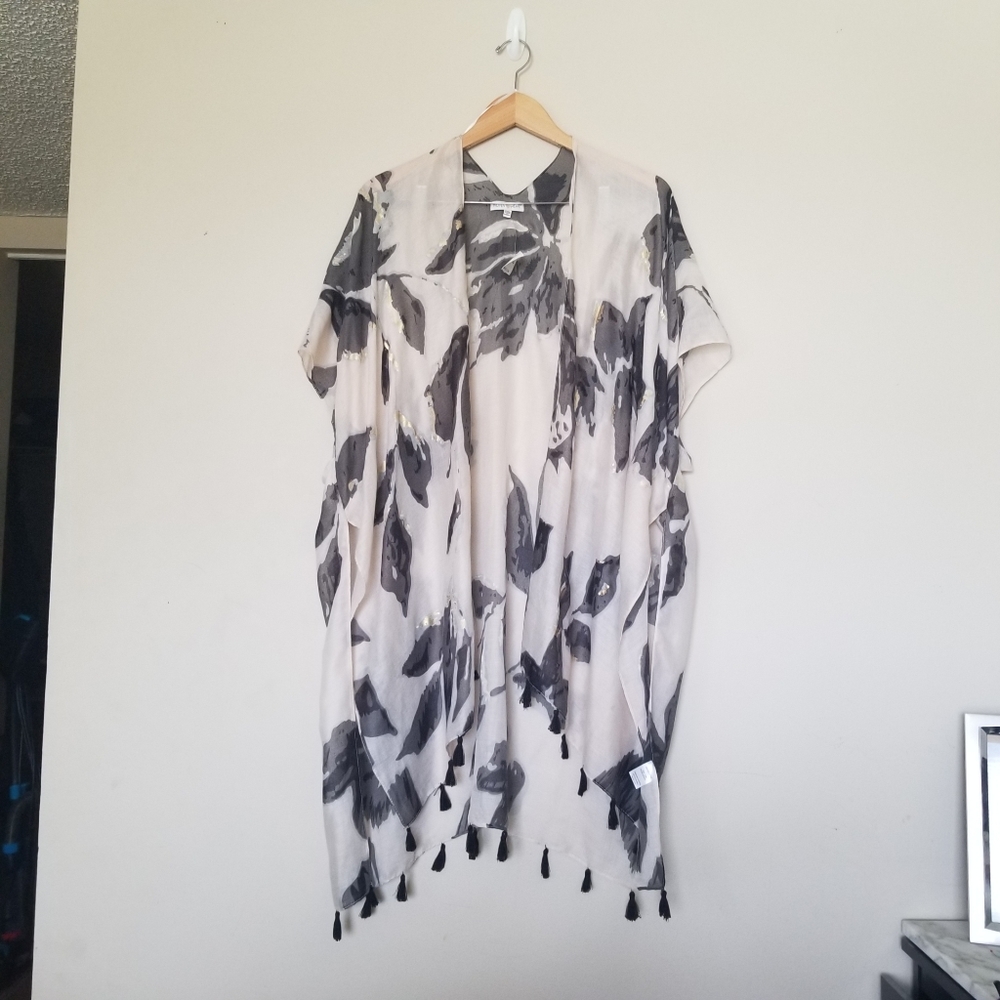 Woven Heart Duster Wrap